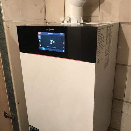 Ansicht Brennwertanlage - Viessmann Vitodens 300