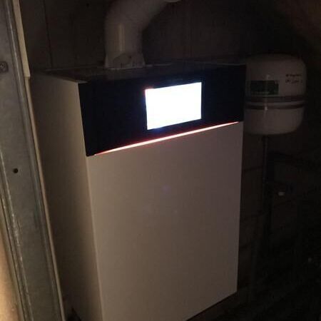 Ansicht Brennwertanlage - Viessmann Vitodens 300